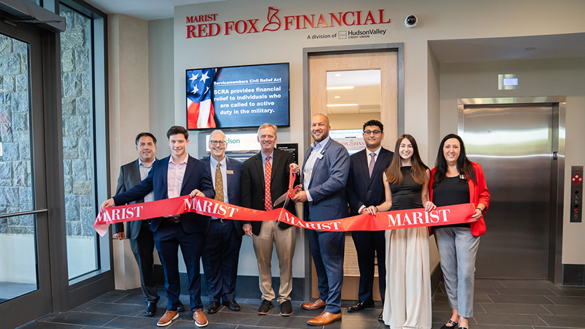 Image of ribbon cutting event.