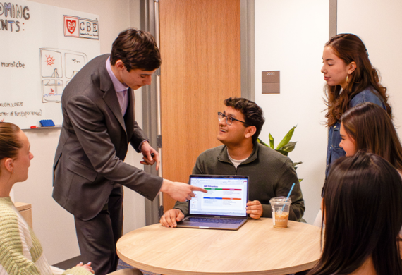 Image of Marist University students in the Center for Business Experience office.
