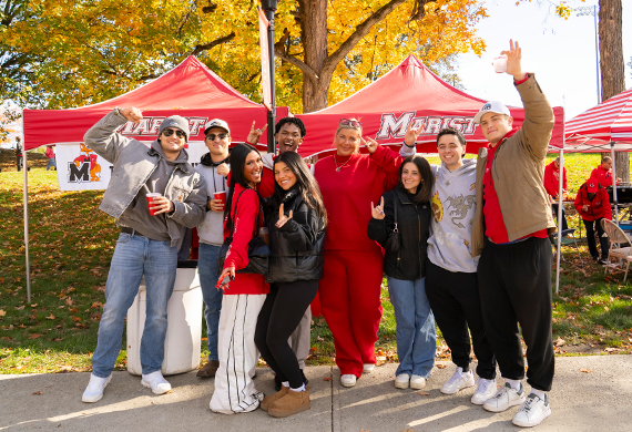 Image of alumni at Homecoming 2025.