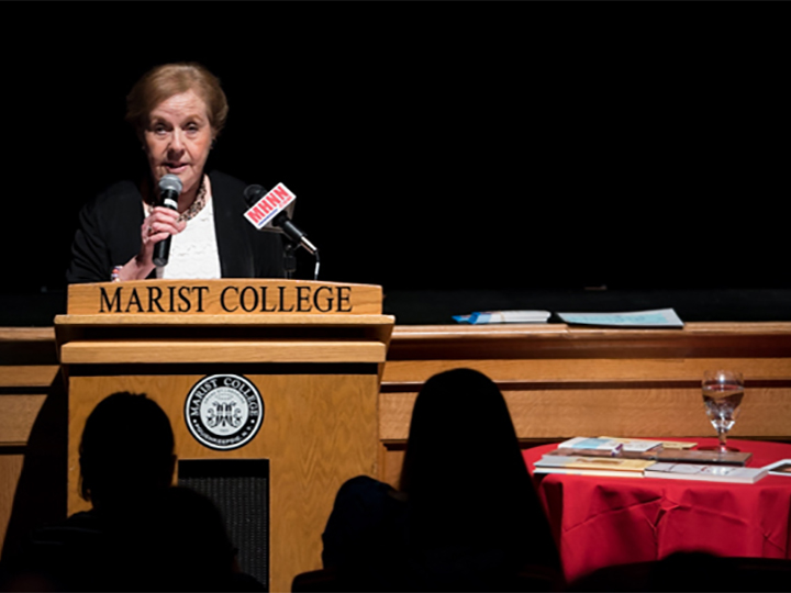 Picture of Marion Blumenthal Lazan speaking