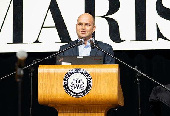 Author Jonathan Starr
