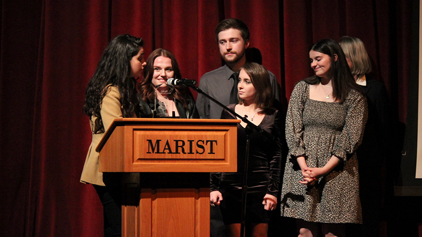 From Left to Right: Ani Stein '22, Chelsea Columbus '22, Tyler McGuigan '22, Samantha Doria '22, and Ethelle O’Mara ’22 accepting the Best Narrative Film award at the 2022 Silver Fox Awards.