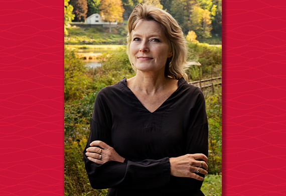 Image of Pulitzer Prize winning author Jennifer Egan. Photo by Pieter M Van Hattem.
