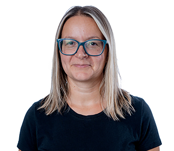 Image of Marist University's Kristin Dragos, Senior Lecturer of Biology.