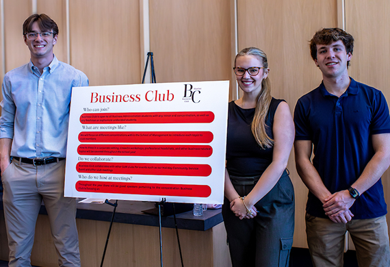 Image of Marist Business Club students.