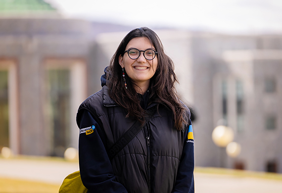 Karina Syrota ’26 in front of Marist Rotunda. Photo by Nelson Echeverria/Marist College. 