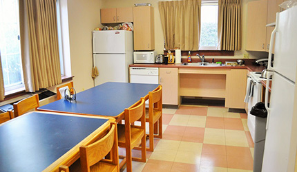 Photo of kitchen in Lower West Cedar St. Townhouses