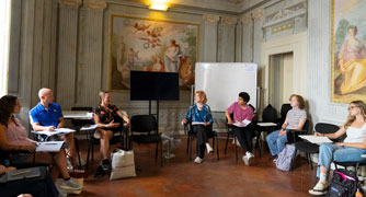 Image of a faculty member teaching in Florence, Italy.