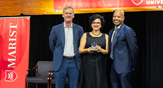 Image of Joanna D'Avanzo, recipient of the Board of Trustees Faculty Award for Distinguished Teaching.
