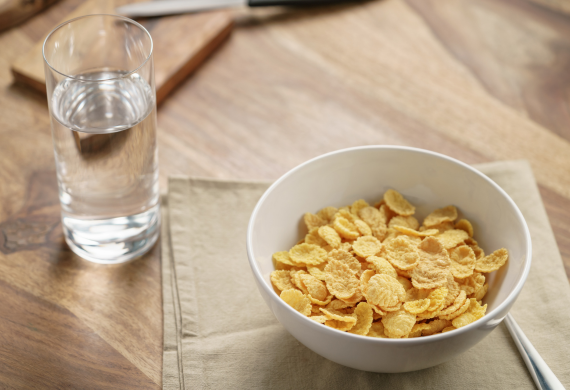 image of a bowl of corn flakes