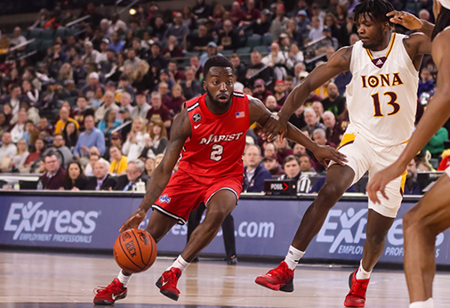 Marist Guard Noah Harris in the MAAC Championship against Iona/Photos by Kira Crutcher/Marist College