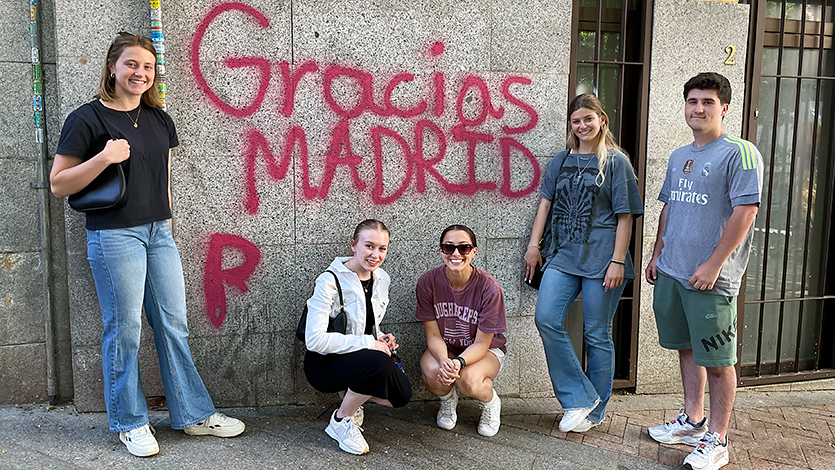 Image of students in Marist Madrid program on a tour of the city’s street art. Photo courtesy of Dr. Isabel Carrasco Castro.