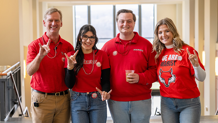 Image of President Weinman meeting with students during the College’s inaugural Day of Giving on March 20.