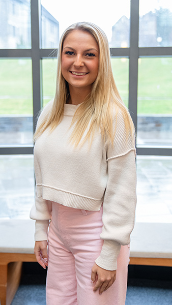 Image of Lauren P. 