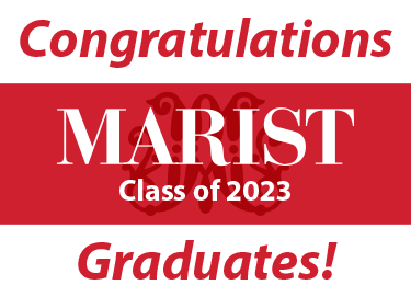 Yard sign reading "Congratulations Marist Class of 2022 Graduates!"