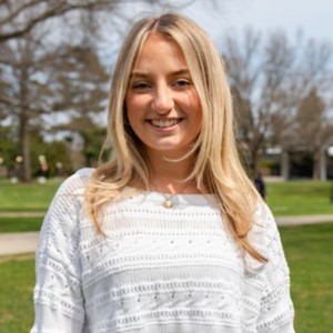 Image of Lauren