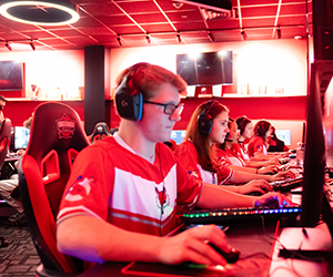 Image of a Marist University ESports students in the ESports lab.