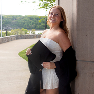 Image of Erin Novobilsky.