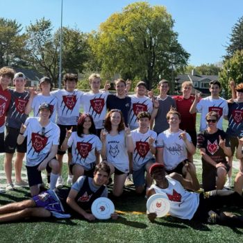 Image of Marist University's Ultimate Frisbee team.