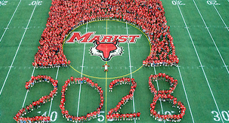 image of marist students forming "2028"